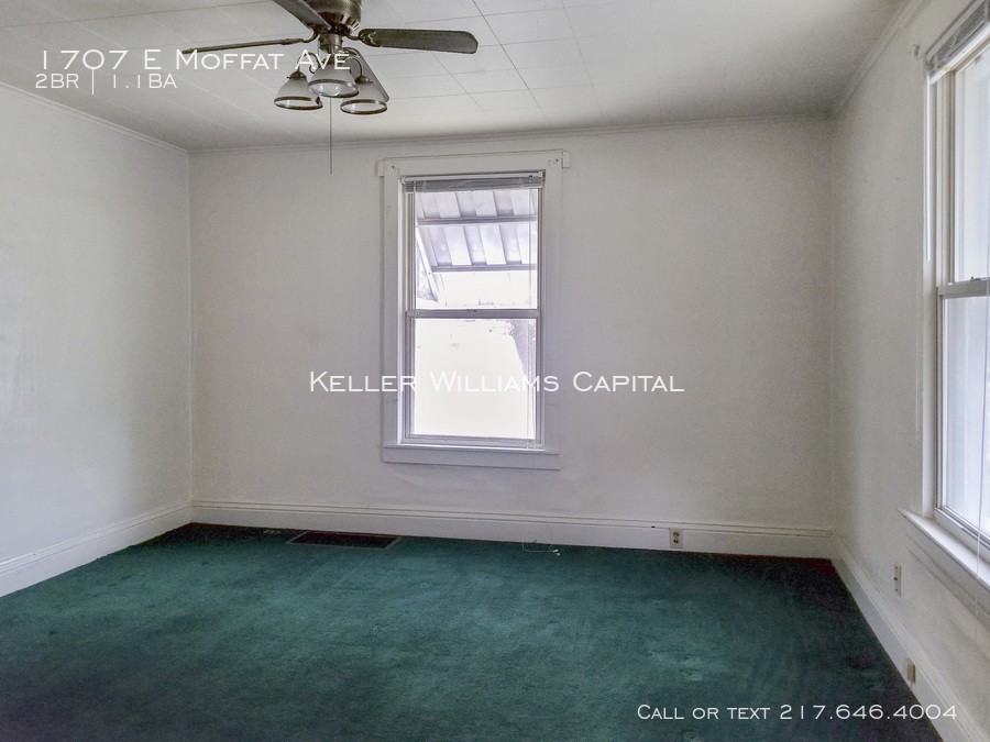 1707 E Moffat Ave - Photo 3 of 12