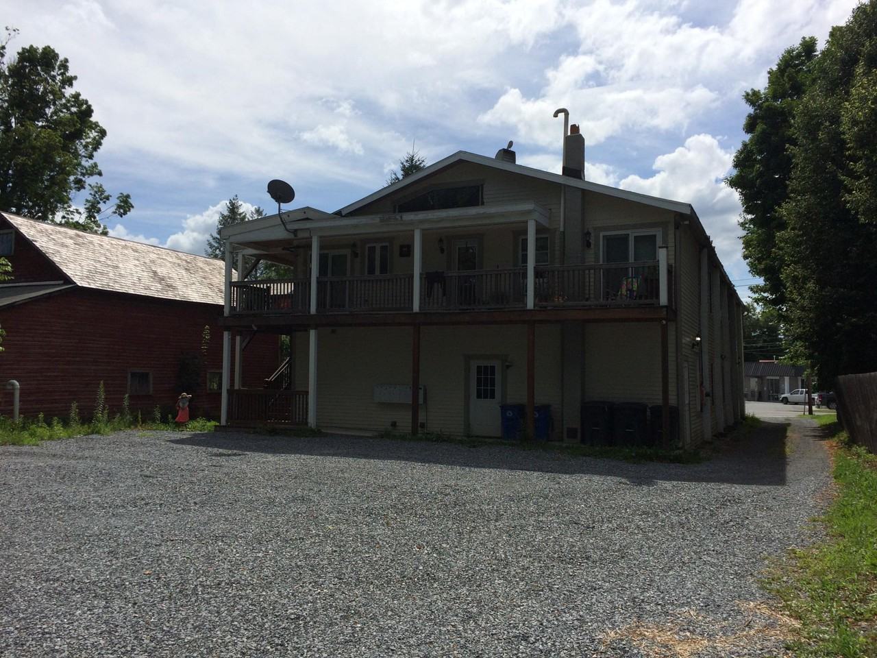 South Park Apartments - Photo 3 of 6