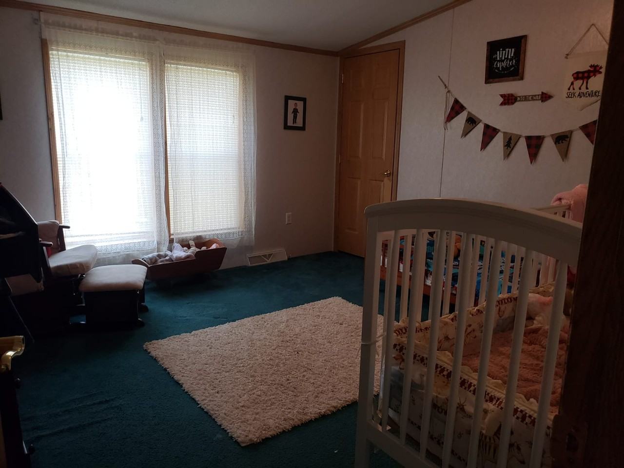 16608 Mill Rd - Photo 3 of 10