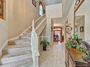 2510 Lorraine Cir - Photo 2 of 5