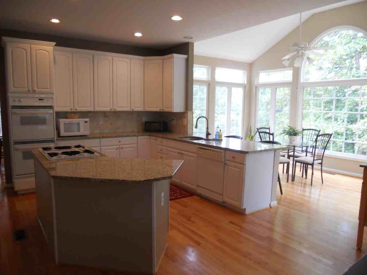 54 Aurelie Drive - Photo 3 of 18