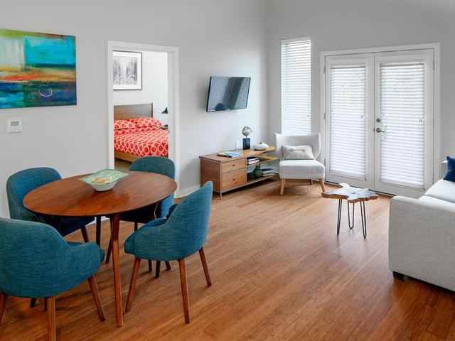 4357 N Williams Ave - Photo 4 of 21