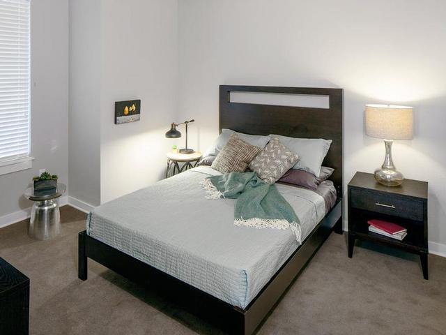 4357 N Williams Ave - Photo 4 of 30