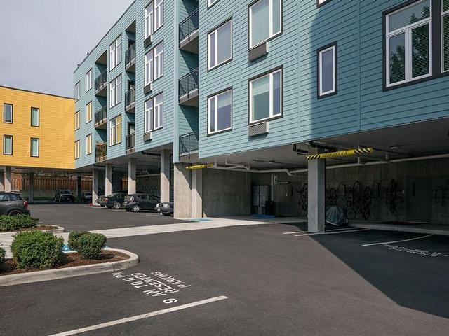 4357 N Williams Ave - Photo 2 of 30