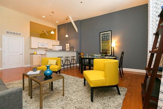 101 Wells - Photo 2 of 14