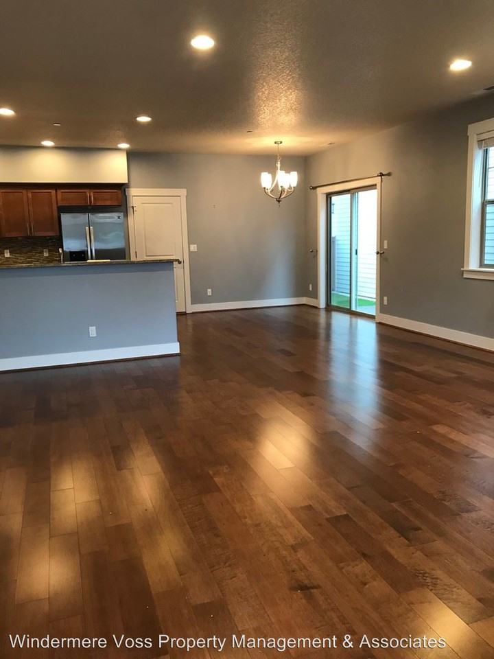 12113 SW Lausanne St - Photo 2 of 24