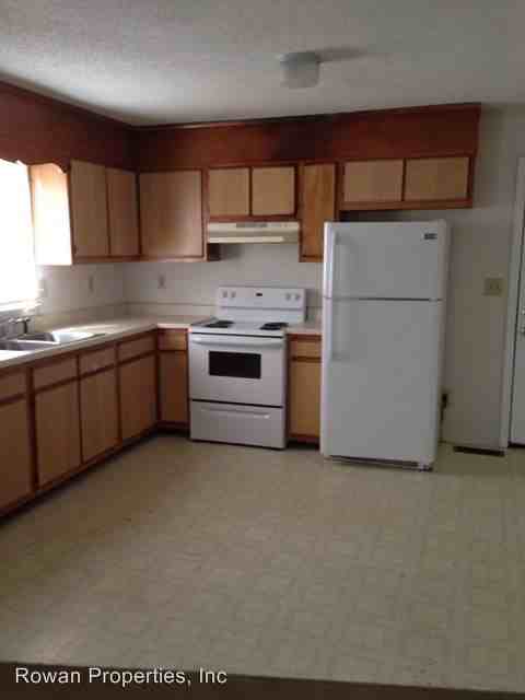 810-812 E. Franklin Street - Photo 2 of 7