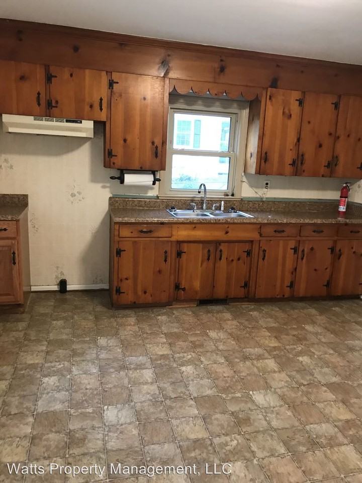 980 Village Hwy - Photo 2 of 4