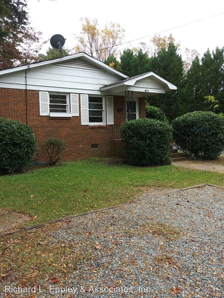 1607 Ranch Rd, Charlotte, NC 28208 3 bedroom House Rental Zumper
