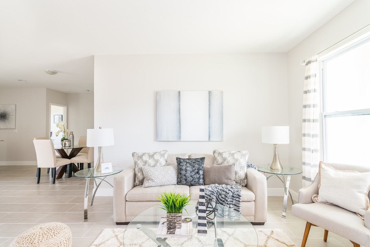 490 Haversham Rd - Photo 3 of 22