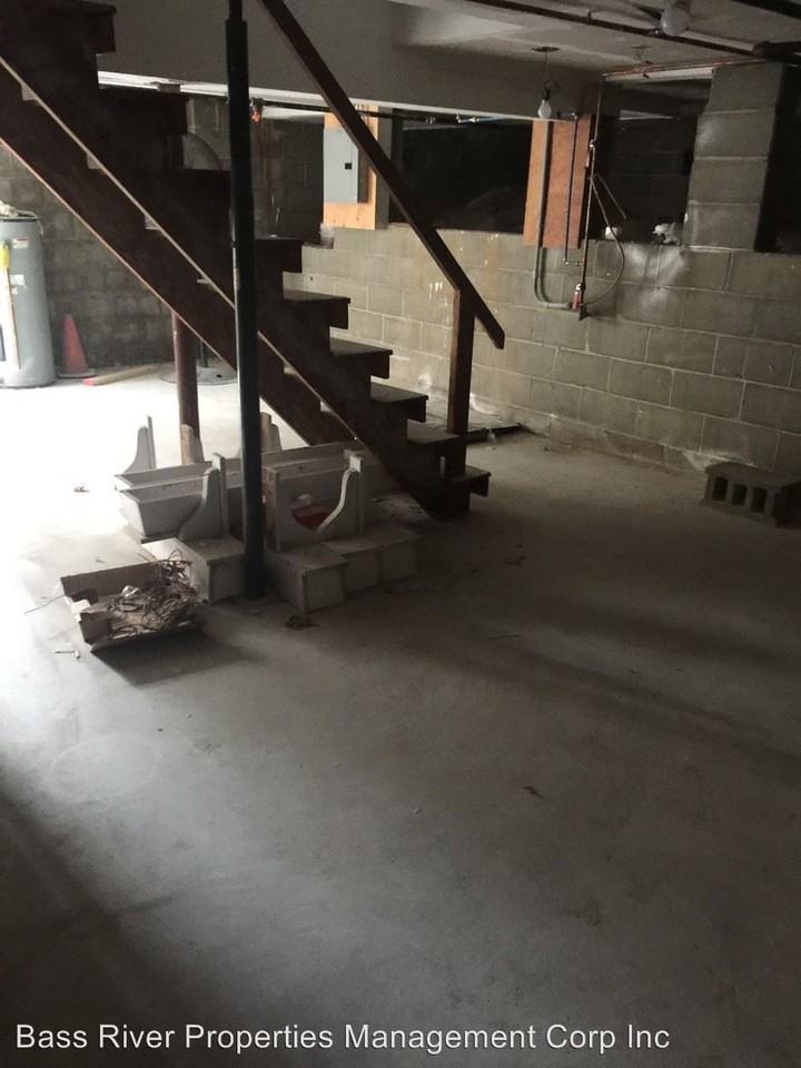 323 Main St - Photo 3 of 3