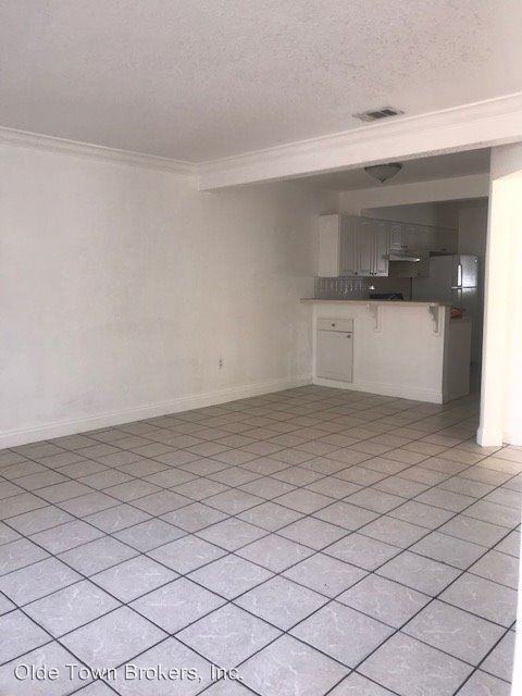 710 Arlington St - Photo 2 of 7