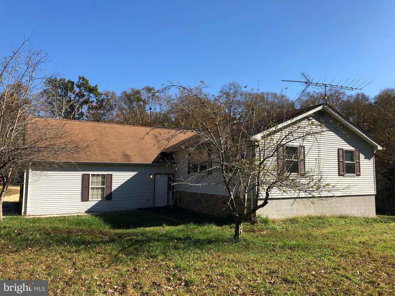 11757 Charles St - Photo 2 of 12