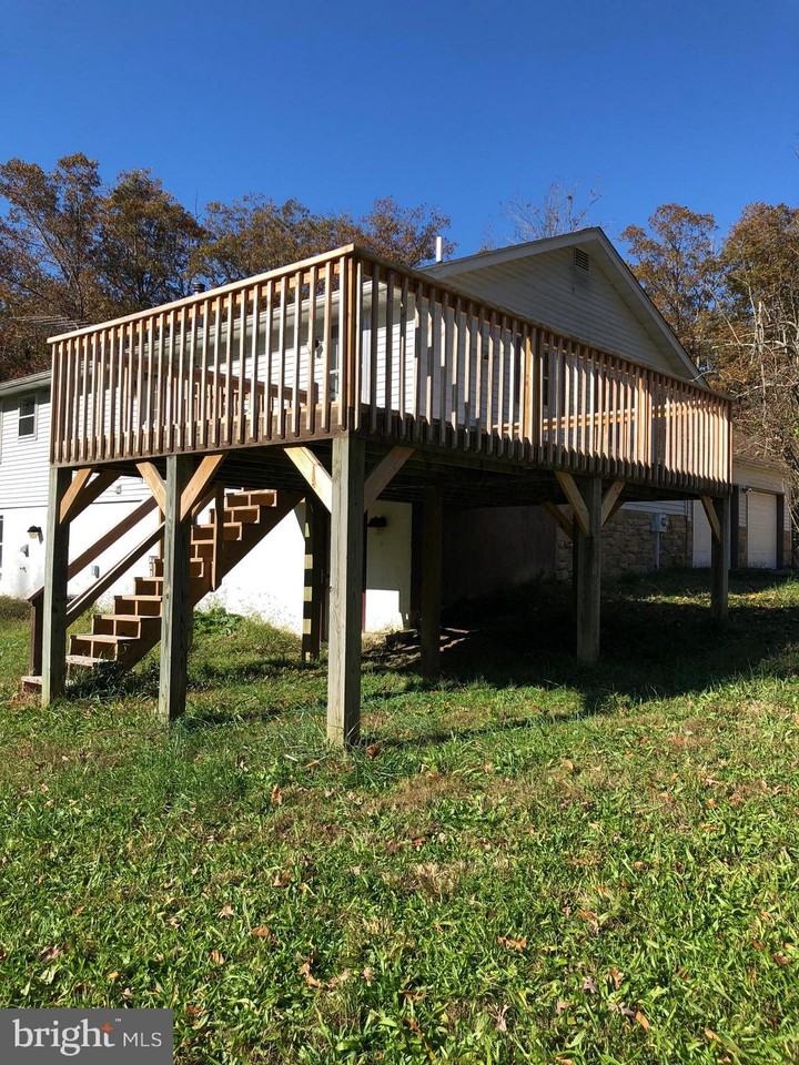 11757 Charles St - Photo 3 of 12