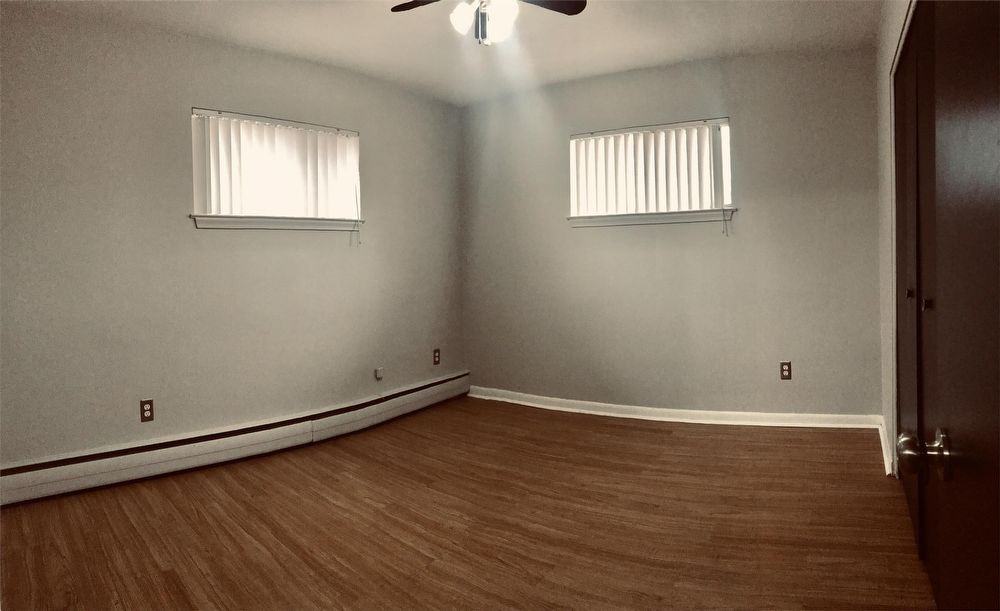 2315 W 14 Mile Rd - Photo 3 of 21