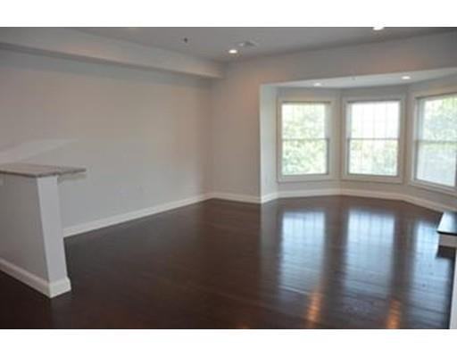 6 Admirals Way #4 - Photo 3 of 10