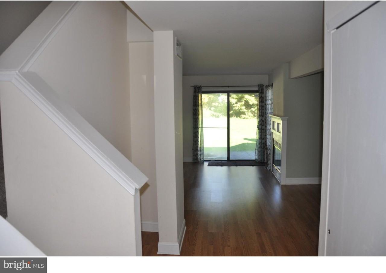 6 Burgundy Dr - Photo 2 of 25