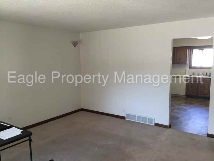 2907 Outlook Dr SW - Photo 2 of 9