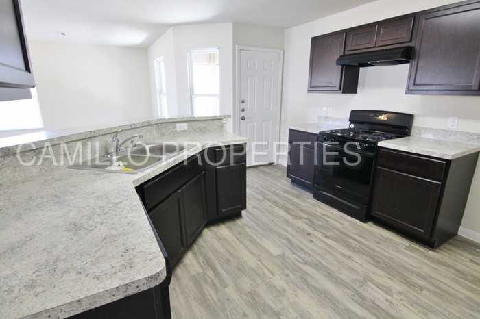 12427 Early Horizon Court - Photo 3 of 8