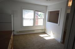1508 W Hays St - Photo 2 of 7