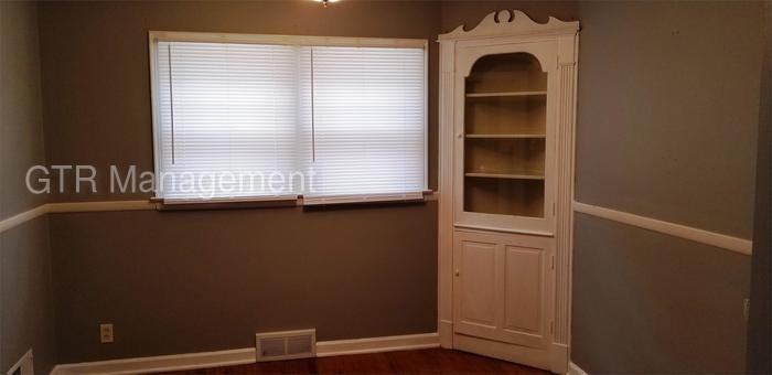637 N 48th St - Photo 3 of 12