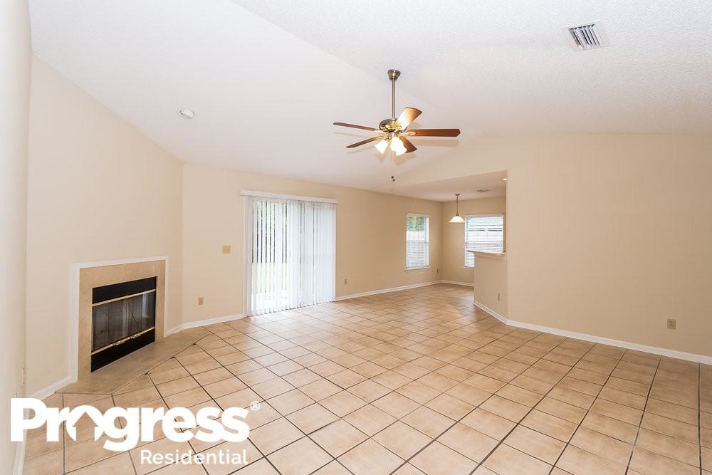 6991 Seaboard Ave - Photo 2 of 18