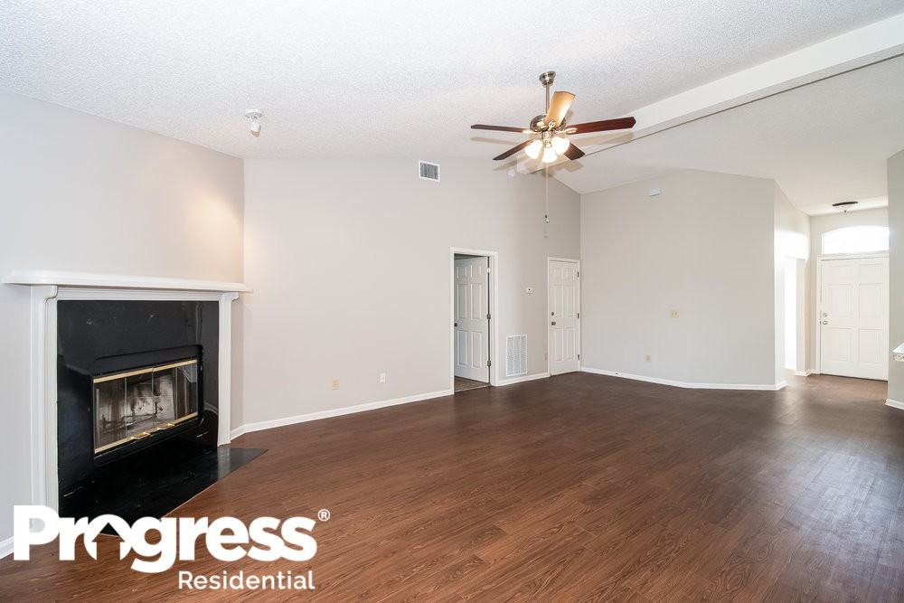 12359 Hunters Haven Ln - Photo 2 of 13