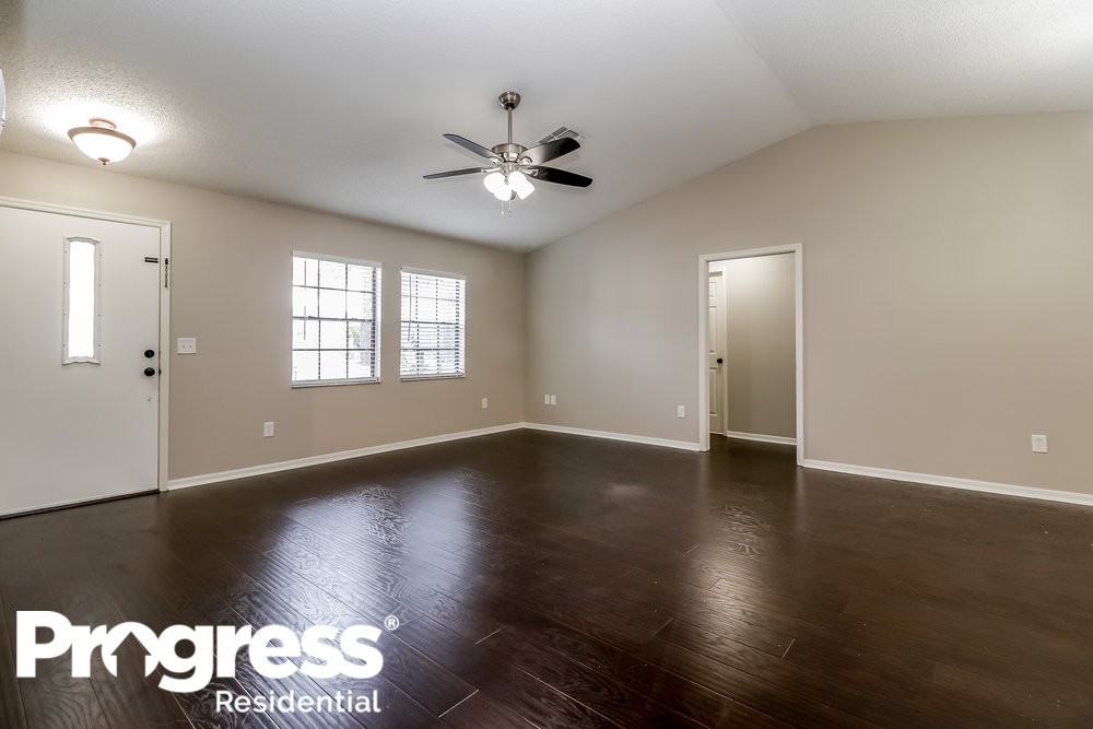 4651 Addax Dr - Photo 2 of 19