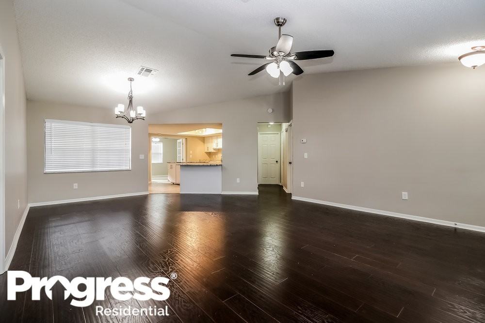 4651 Addax Dr - Photo 3 of 19