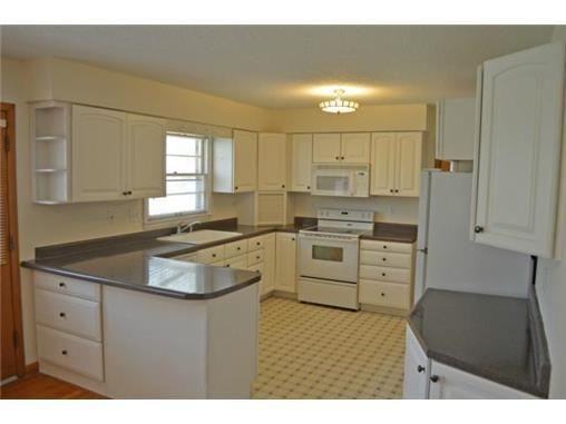 4701 Booth St - Photo 3 of 20