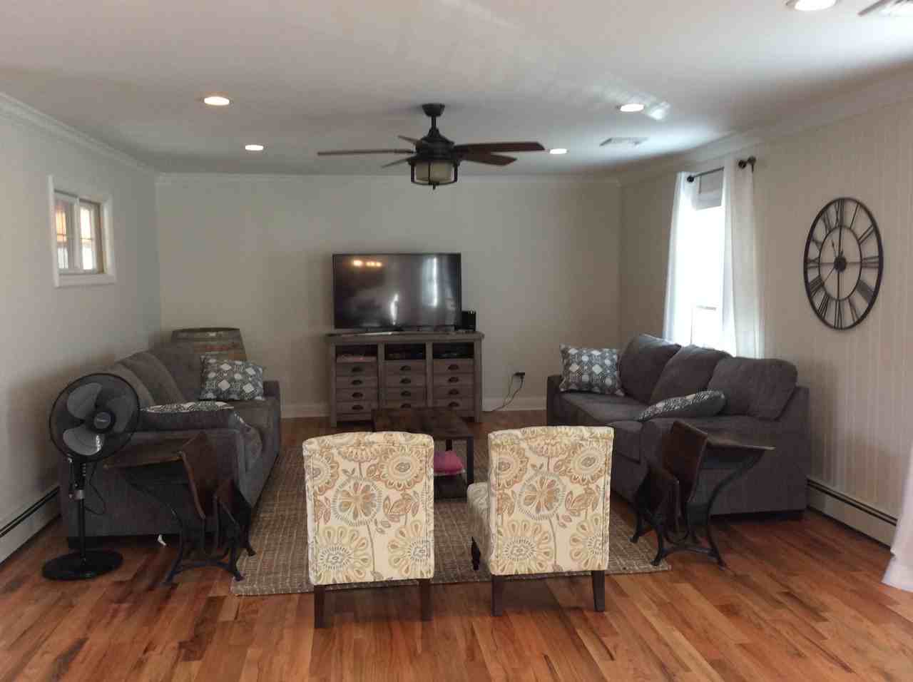 144 Manor Ln - Photo 2 of 18