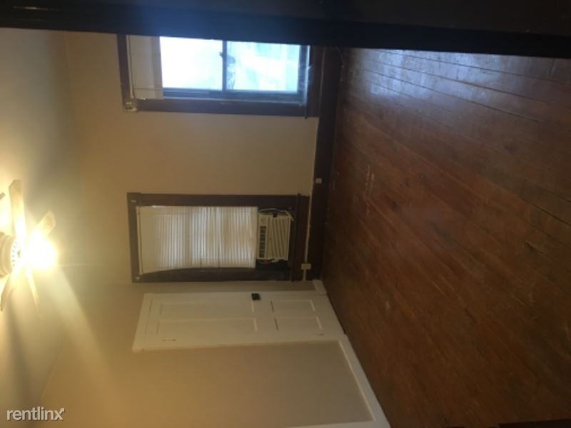 181 E College St - Photo 3 of 8