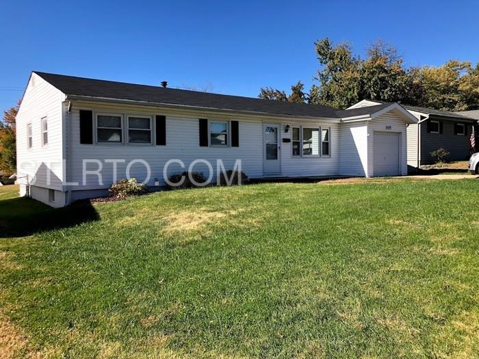 1105 S Waterford Dr - Photo 2 of 19