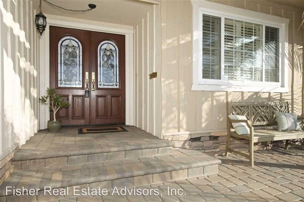 5525 Trinity Way - Photo 2 of 17