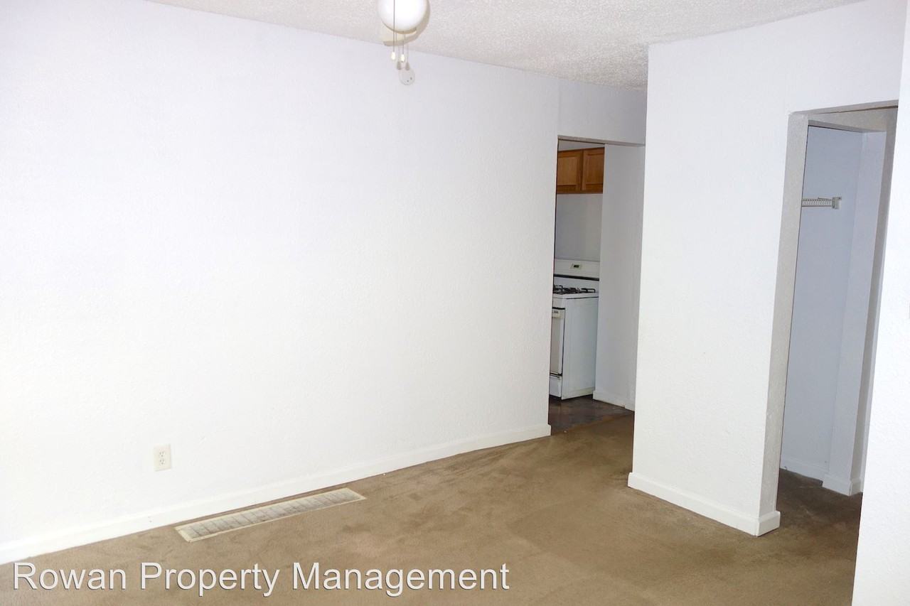 3942 Mersington Ave - Photo 3 of 10