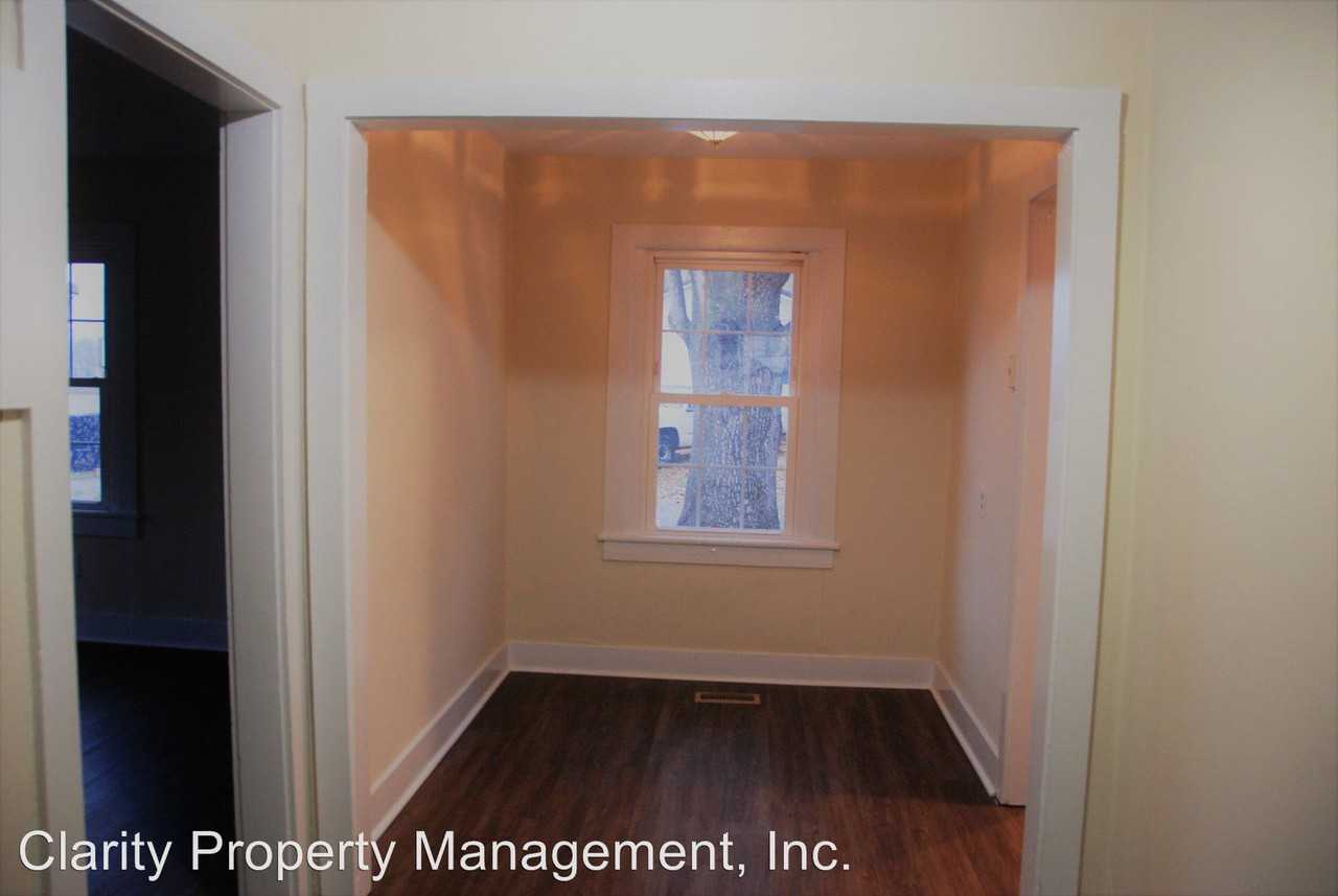 1470 Stuart Ave NW - Photo 3 of 9