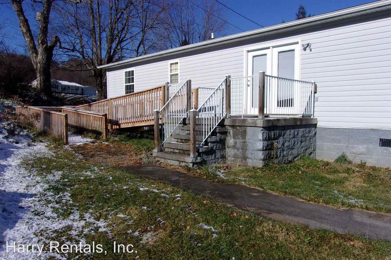 1172 Dogwood Rd - Photo 3 of 10