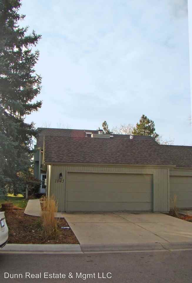 1045 Driftwood Dr - Photo 2 of 21