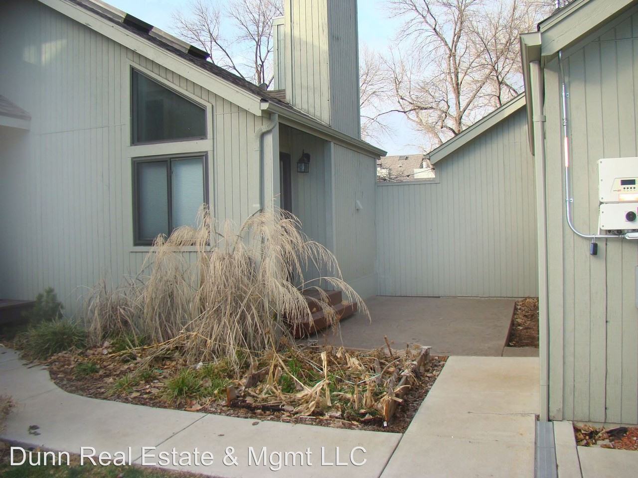 1045 Driftwood Dr - Photo 3 of 21