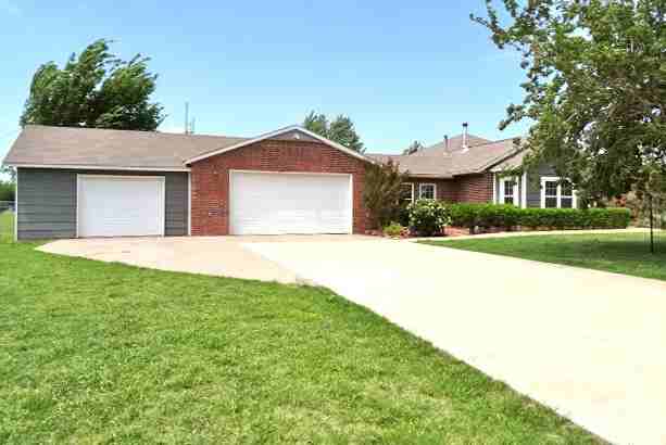 18422 S Cedar Ridge Rd - Photo 2 of 38