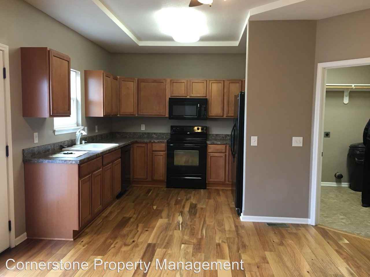 202 12th Street Terrace - Photo 2 of 15
