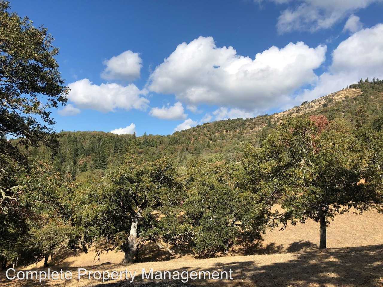 1550 Lois Ln - Photo 2 of 37