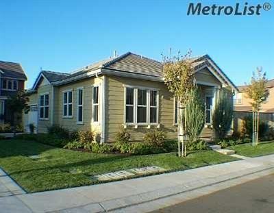 9349 Vintner Cir - Photo 3 of 7