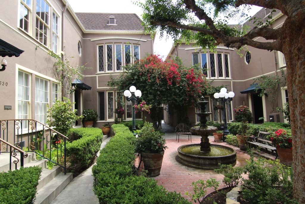 N. Alta Vista Blvd. & Fountain Ave. - Photo 6 of 31