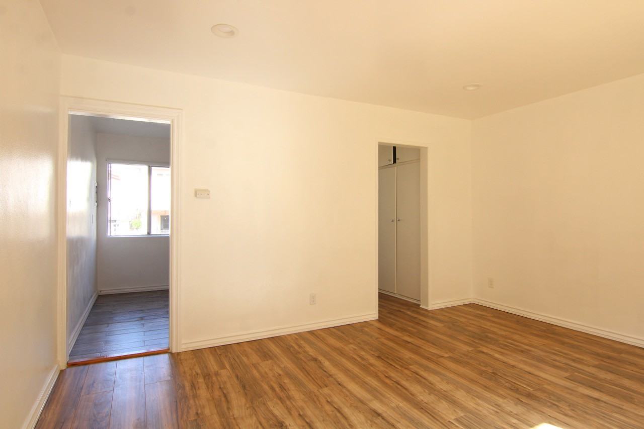 Tamarind Ave. & Franklin Ave. - Photo 7 of 17