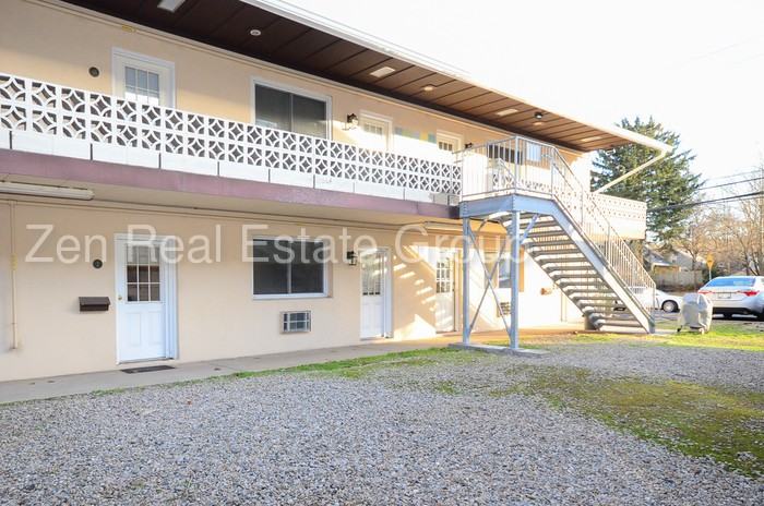 94 Cowesett Ave #2 - Photo 2 of 9