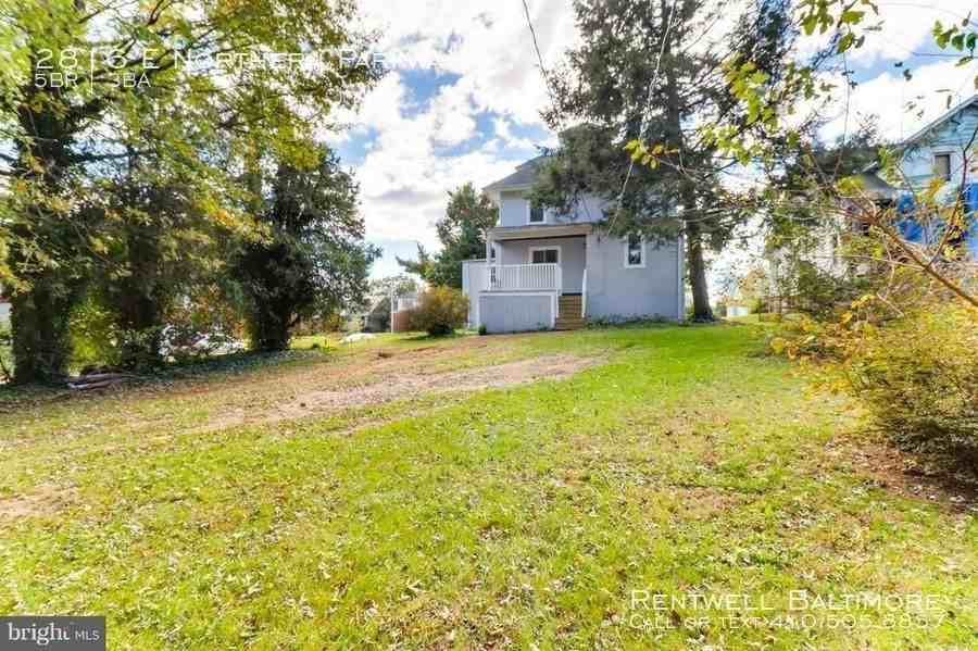 2816 E Northern Pkwy - Photo 3 of 27