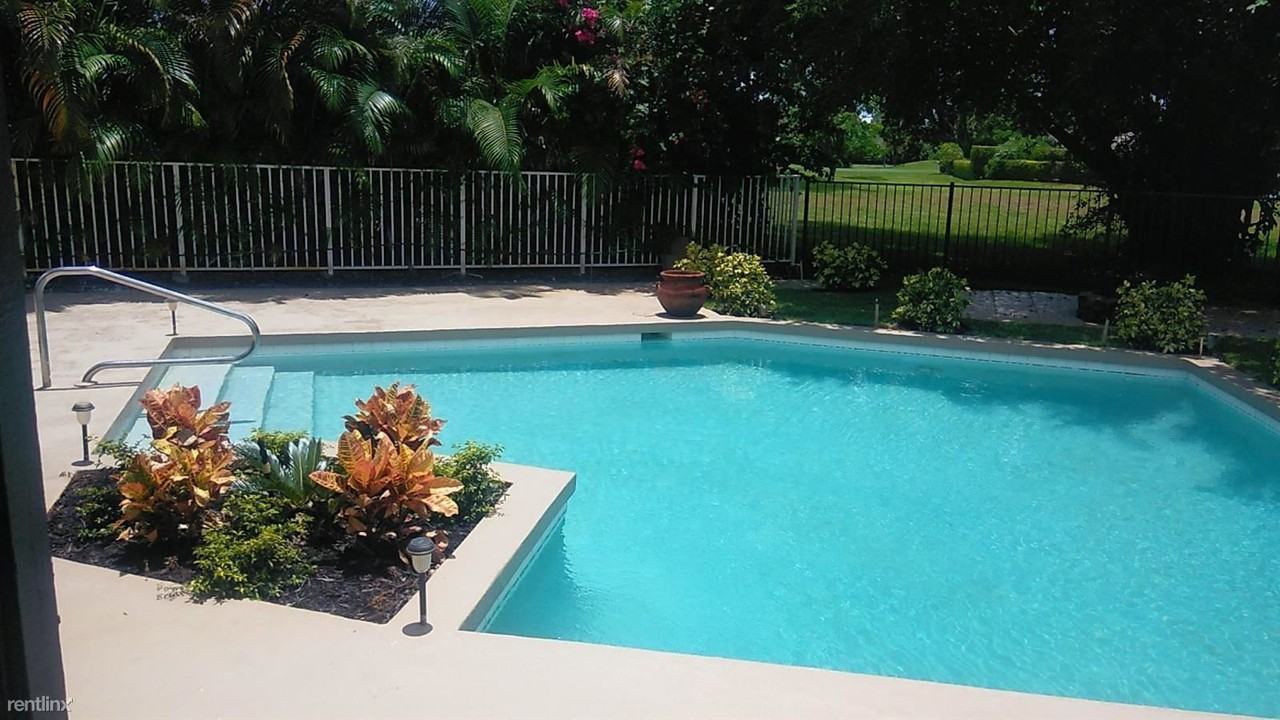 678 E Lakewoode Cir - Photo 2 of 13