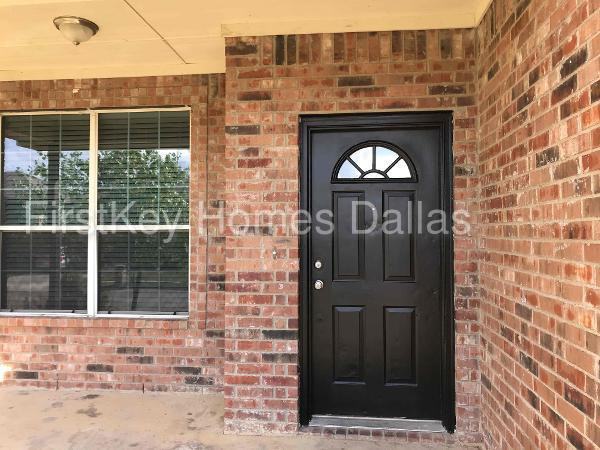 4228 Canyon Trail - Photo 2 of 47