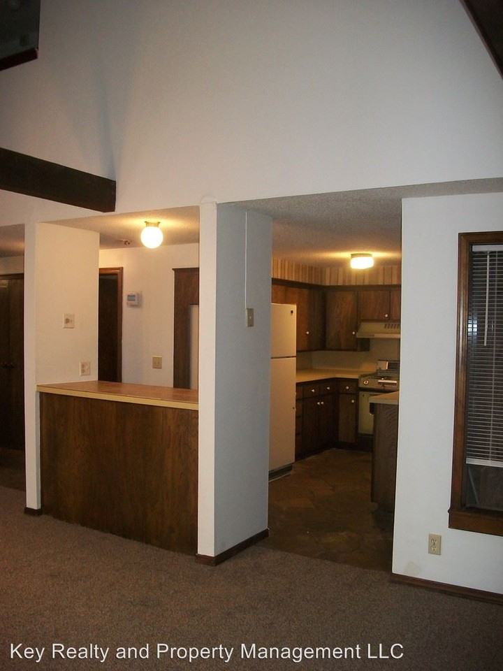 4028 NW 34th 3413 Cameron Ct - Photo 2 of 17